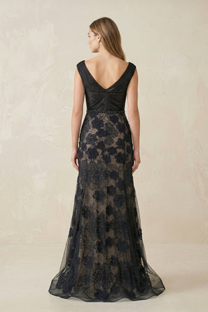 Appliqued Plunge Mermaid Tulle Wedding Dress in Black - SHE IS ME Wedding Dresses