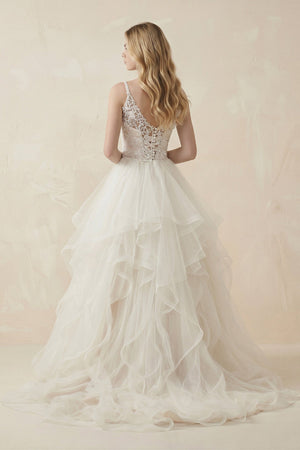 Ball - Gown Spaghetti - Straps Tulle Ruffled Wedding Dress in White - SHE IS ME Wedding Dresses