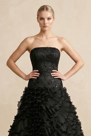 Ball - Gown Strapless Tulle Ruffled Wedding Dress in Black - SHE IS ME Wedding Dresses