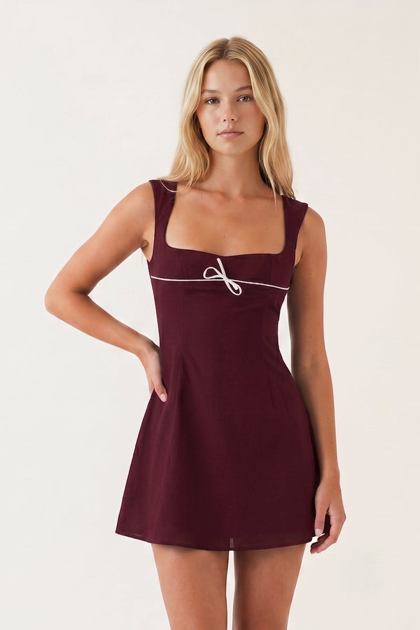 Burgundy Square Neck A-Line Satin Homecoming Dress With Lace-Up Back | SHEISME