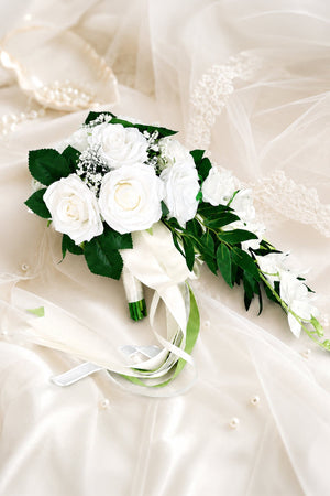 Elegant Silk Roses Wedding Flowers Bouquets in White - SHE IS ME Accessories
