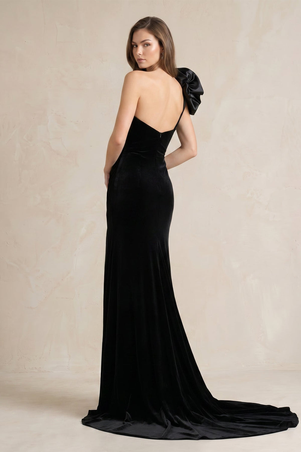 One - Shoulder Mermaid Satin Wedding Dress with Slit in Black - SHE IS ME Wedding Dresses