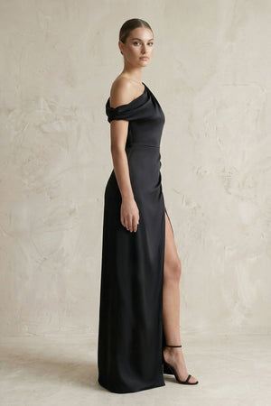 One - Shoulder Satin Sheath Bridesmaid Dress With Slit in Black - SHE IS ME Bridesmaid Dresses