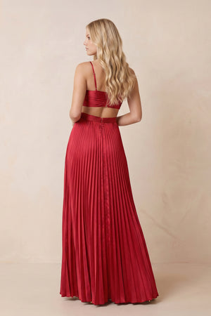 Pleated Keyhole A-Line Maxi Dress in Ruby Red – SHE IS ME Dresses