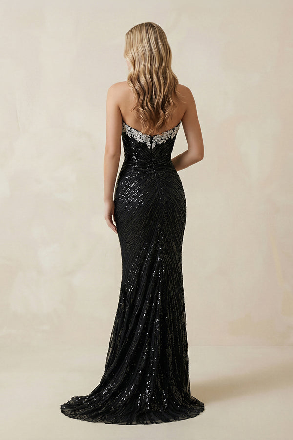 Plunging Tulle Mermaid Pleated Wedding Dress in Black - SHE IS ME Wedding Dresses