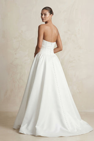 Simple Sweetheart Satin Ball Gown Wedding Dress in White - SHE IS ME Wedding Dresses