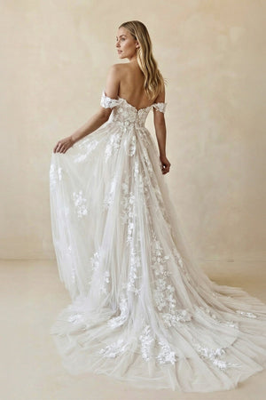 Sweetheart A Line Lace Wedding Dress - SHE IS ME Wedding Dresses