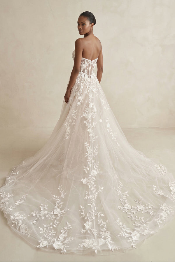 Sweetheart Appliqued Tulle Corset Wedding Dress in Ivory - SHE IS ME Wedding Dresses