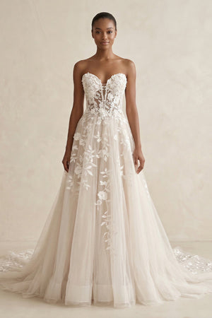 Sweetheart Appliqued Tulle Corset Wedding Dress in Ivory - SHE IS ME Wedding Dresses