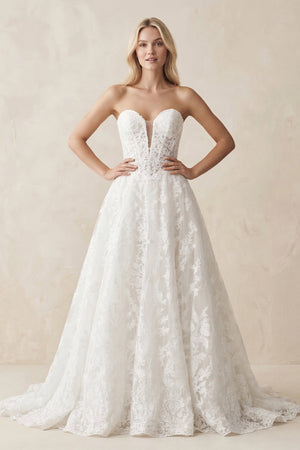 Sweetheart Lace A - Line Ruched Wedding Dress in White - SHE IS ME Wedding Dresses