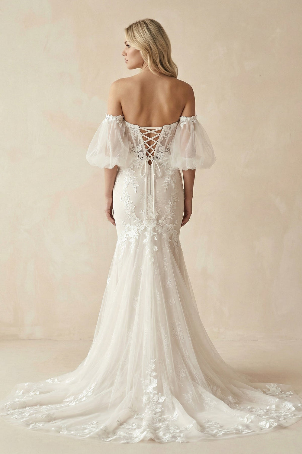 Sweetheart Mermaid Appliqued Tulle Wedding Dress in Ivory - SHE IS ME Wedding Dresses