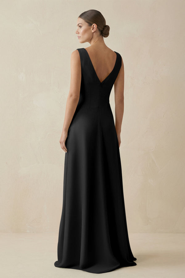 V - Neck A - Line Chiffon Ruffled Bridesmaid Dress in Black - SHE IS ME Bridesmaid Dresses