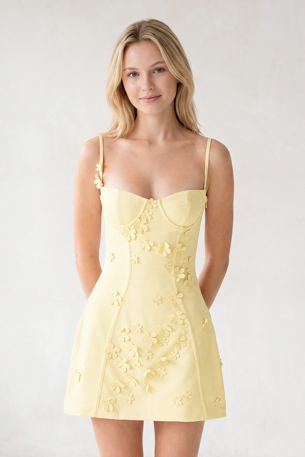 Yellow A-Line Appliqued Spaghetti Straps Short Homecoming Dress (3) | SHEISME