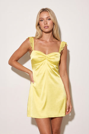 Yellow Sheath Satin Sweetheart Homecoming Dress With Ruffles (3) | SHEISME